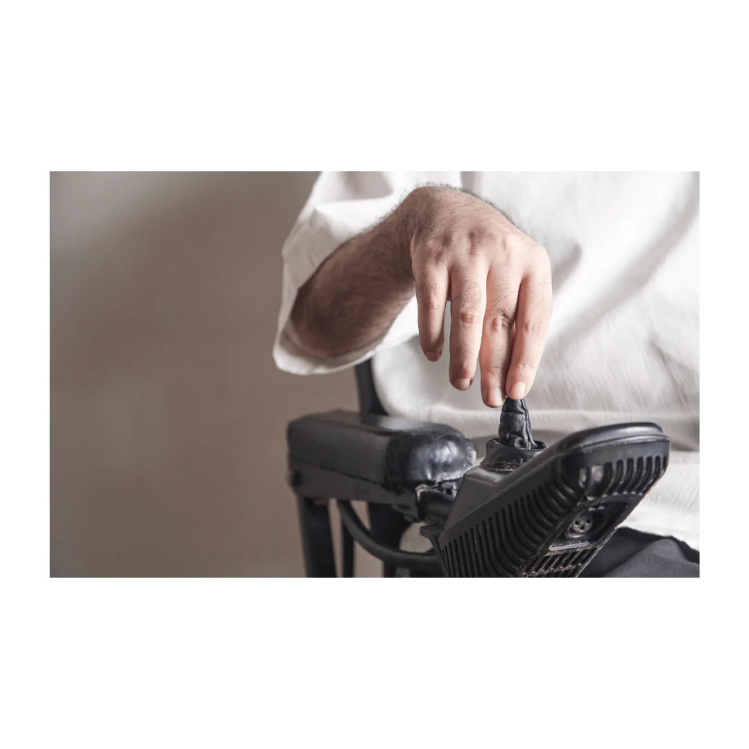 eMedicItalia | Carrozzina elettrica per disabili: tipologie e costi (2022)